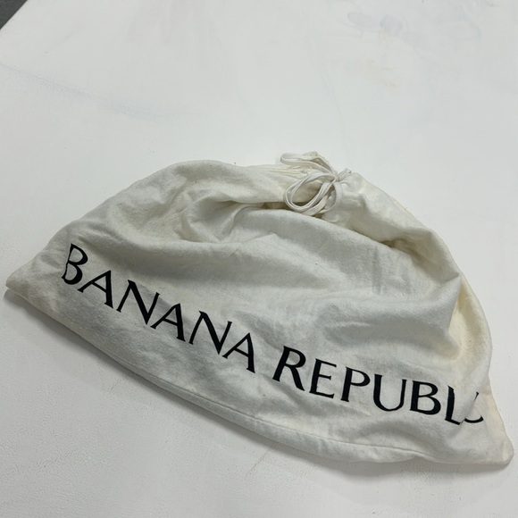 Banana Republic Thick Leather Clutch Bag Embellished with Metal Studs - Picture 17 of 17